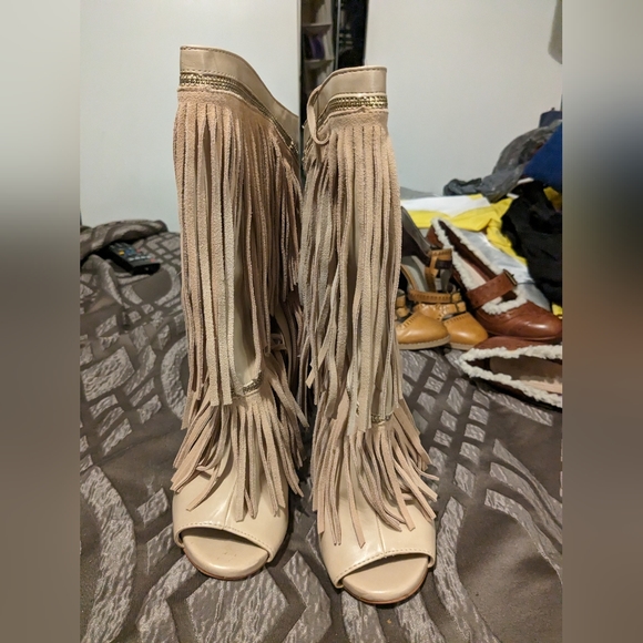 Bebe fringe boots size 7 - Picture 5 of 6